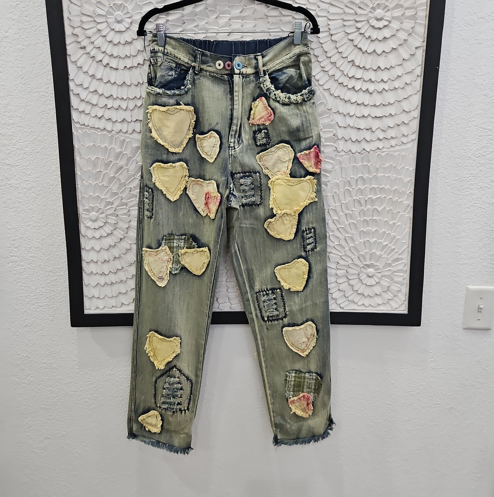 Boho Heart Patch Relaxed Women’s Jeans - Cream/Denim - Picture 2 of 7